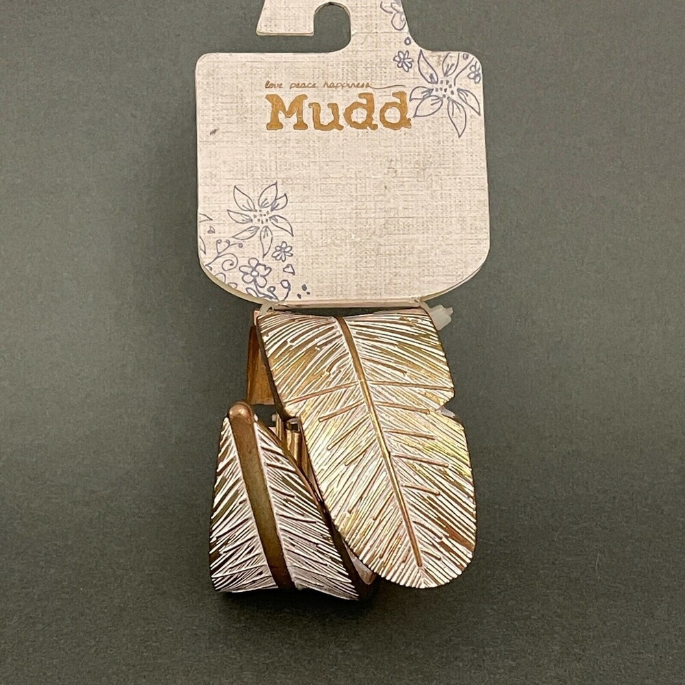 Mudd Leaf Gold-tone White Women's Fashion‎ Cuff Bracelet NWT